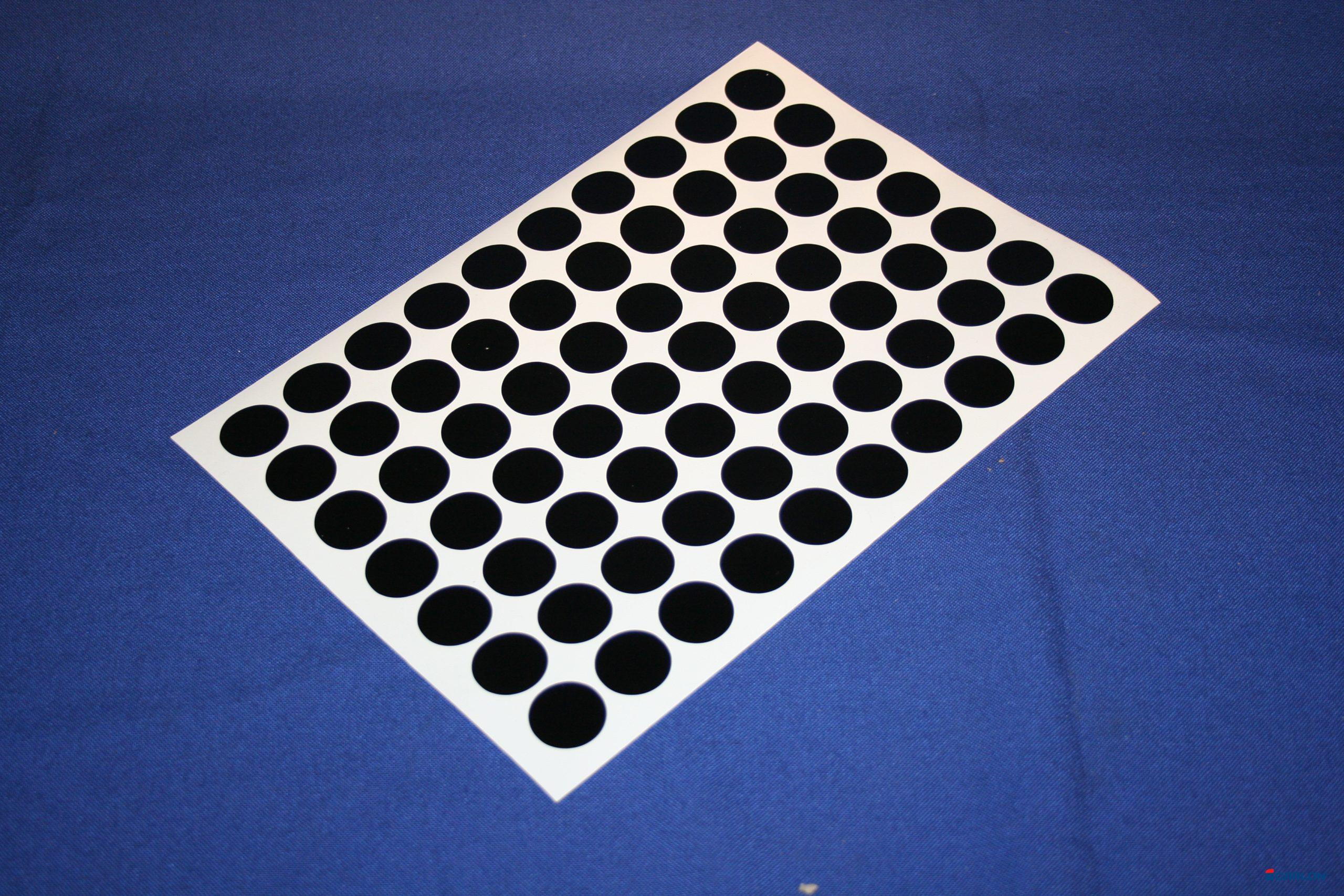 Deurmaskeerstickervel A4 zwart glad 25mm (70st)